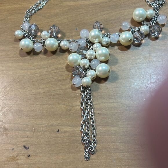 Beaded short necklace - Picture 4 of 4